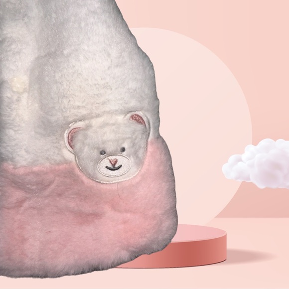 Little Girl Faux Fur Vest 9-12 m NWT - Picture 2 of 4